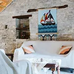 Charming 3-bedroom In Heart Of Vasa Koilaniou Villa