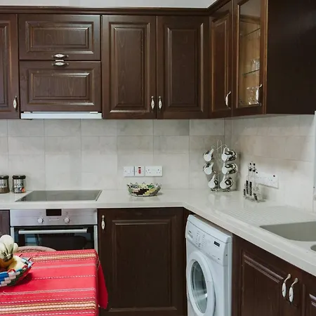 Charming 3-bedroom In Heart Of Vasa Koilaniou וילה