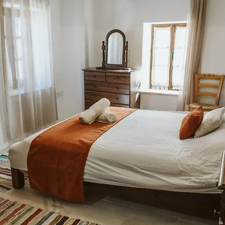 וילה Charming 3-bedroom In Heart Of Vasa Koilaniou