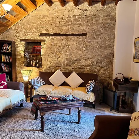 Villa Charming 3-bedroom In Heart Of Vasa Koilaniou