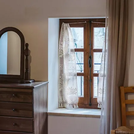 Vila Charming 3-bedroom In Heart Of Vasa Koilaniou *