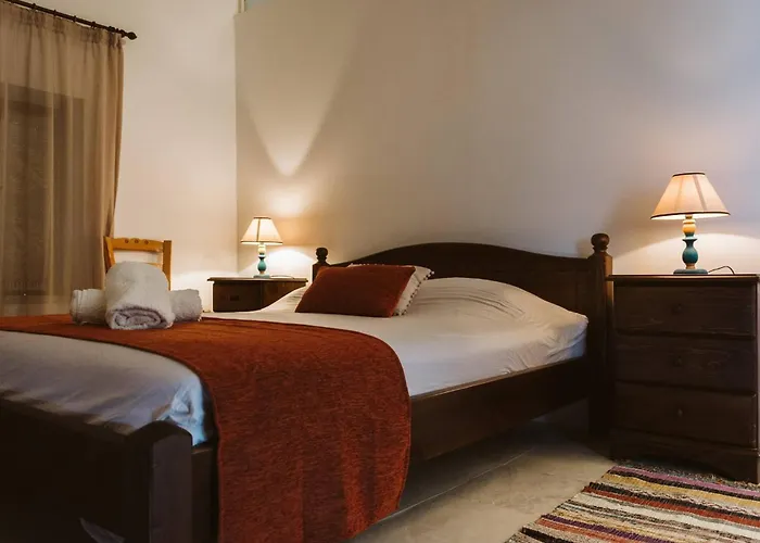 Charming 3-bedroom In Heart Of Vasa Koilaniou * Βάσα Κοιλανίου