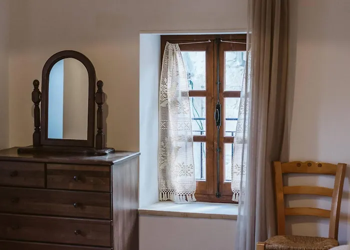 Βίλα Charming 3-bedroom In Heart Of Vasa Koilaniou *